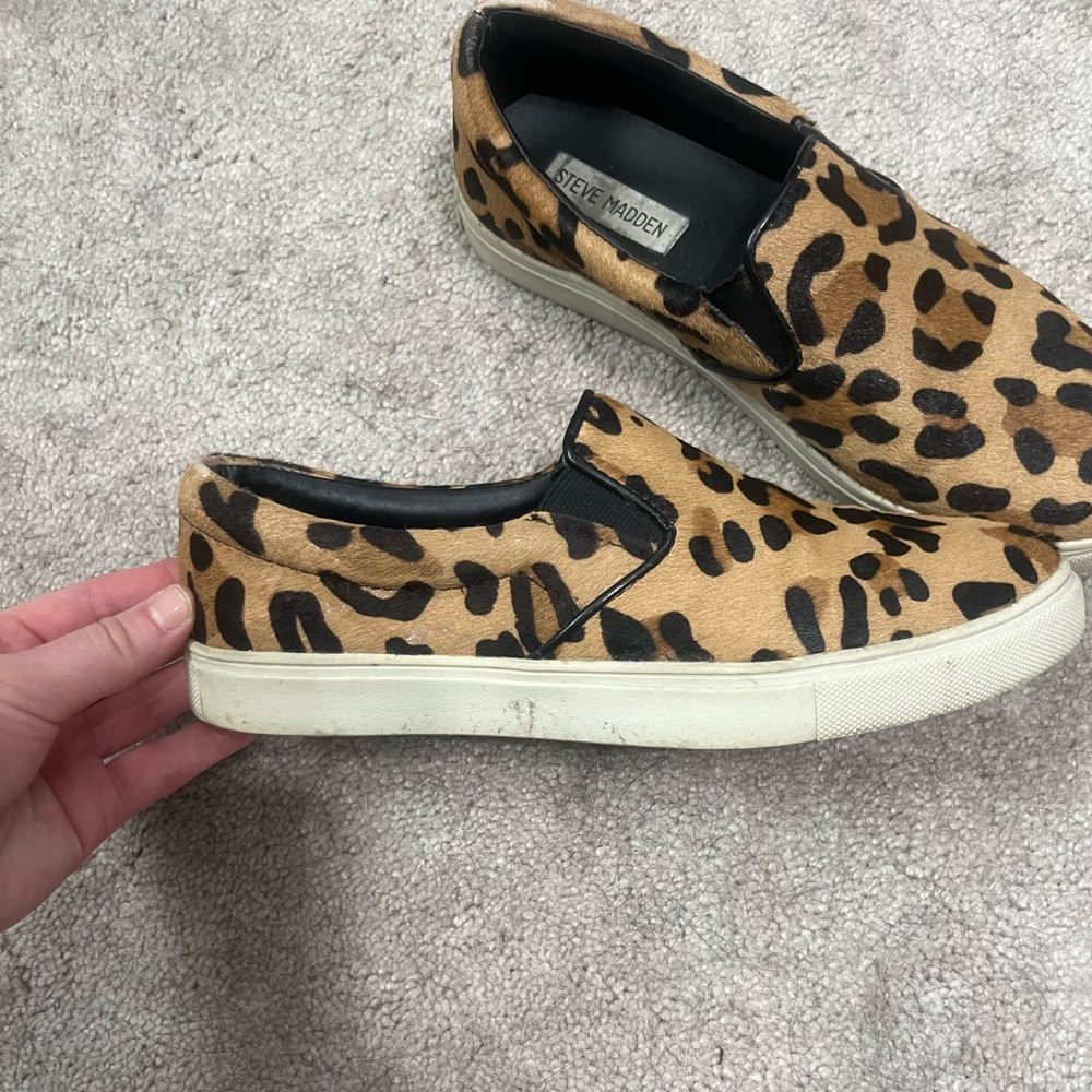 Steve Madden Ecentric Leopard Print Slip On Sneakers Cow Hair Sz 8